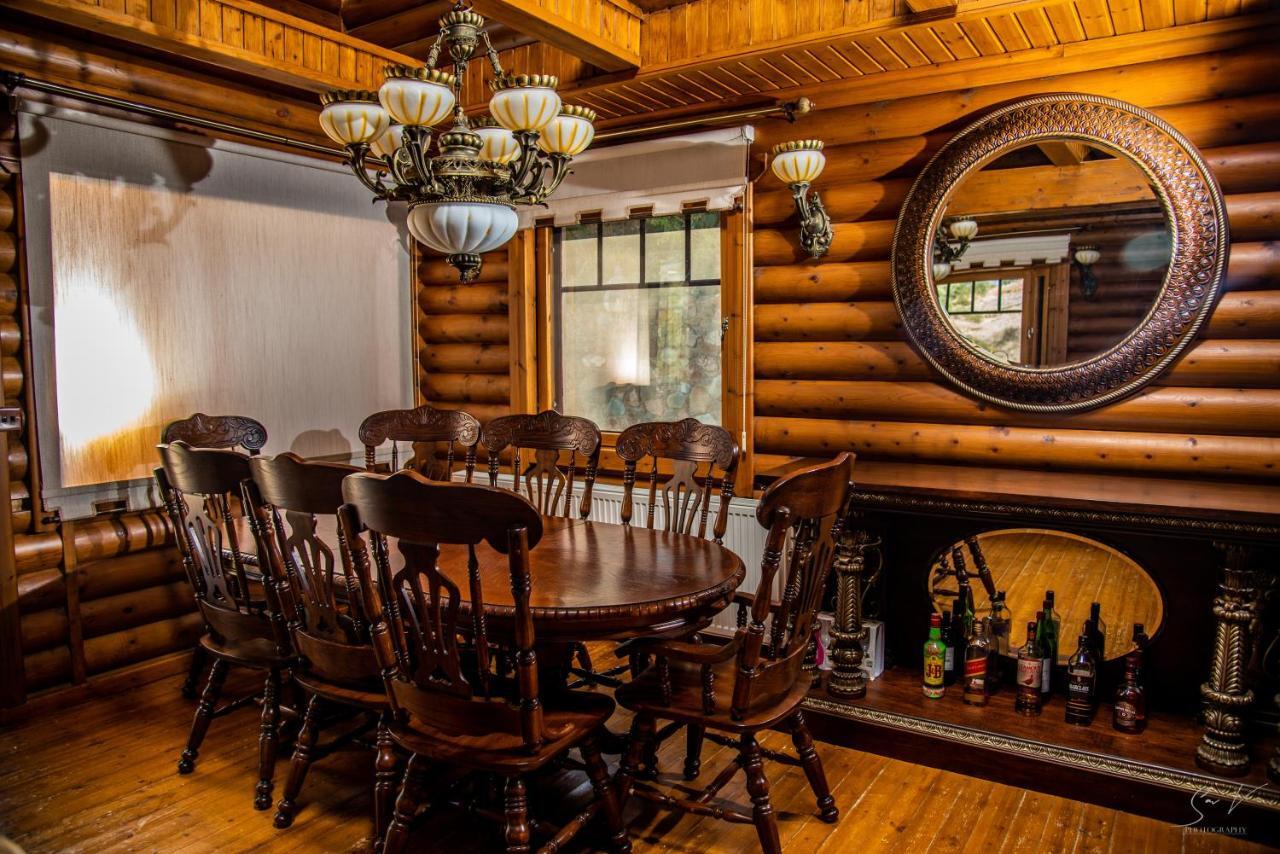 *2 Bdr Log House /Mountains/Queen Bed/Fireplace Gourri Exteriör bild